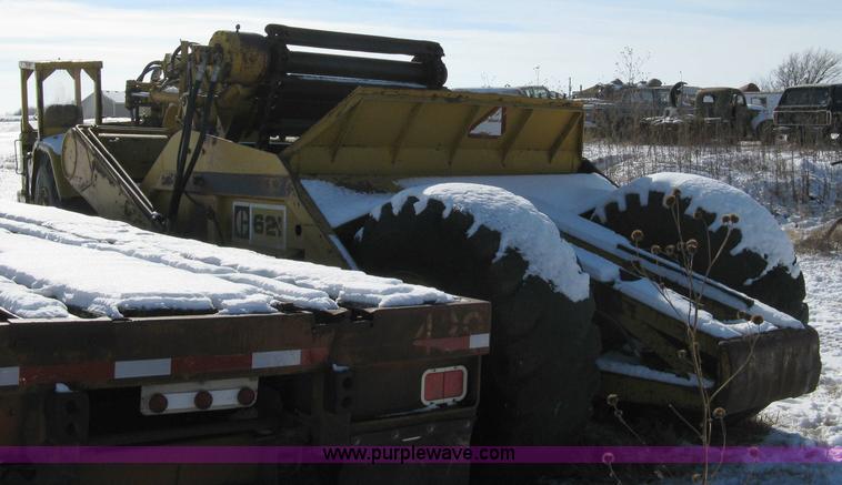 image for item 8110 1970 Caterpillar 621 scraper