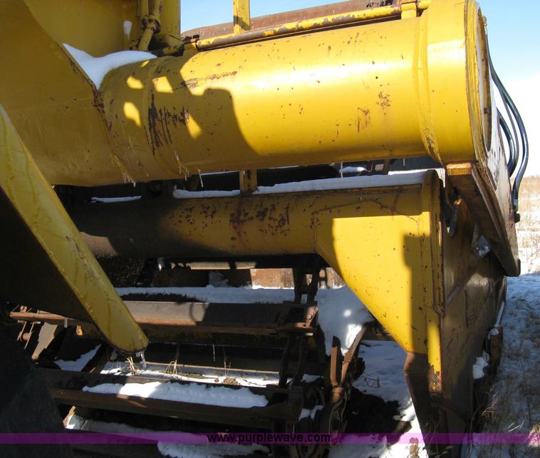 image for item 8110 1970 Caterpillar 621 scraper