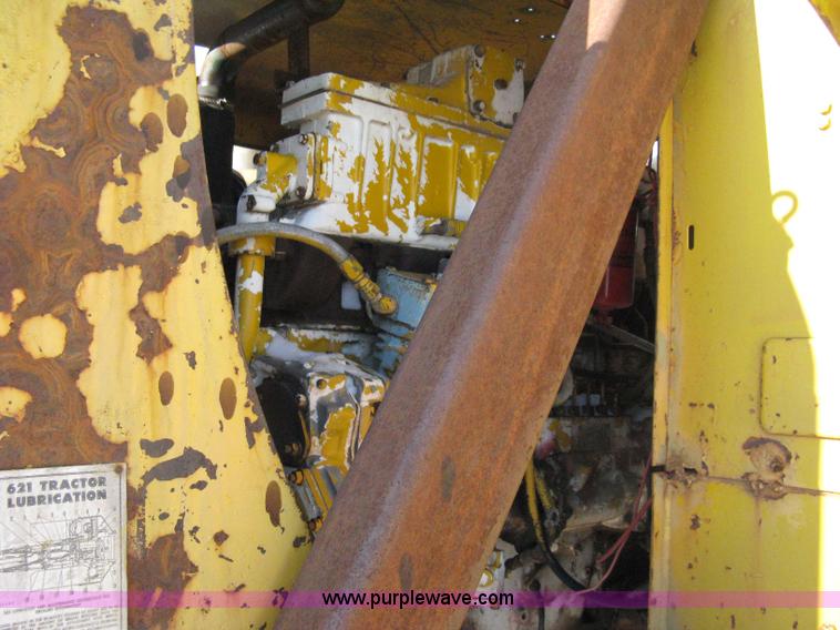 image for item 8110 1970 Caterpillar 621 scraper