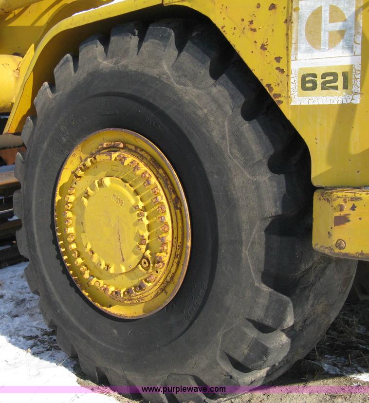 image for item 8110 1970 Caterpillar 621 scraper