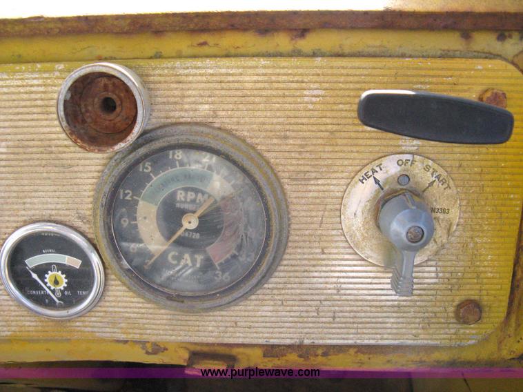 image for item 8110 1970 Caterpillar 621 scraper