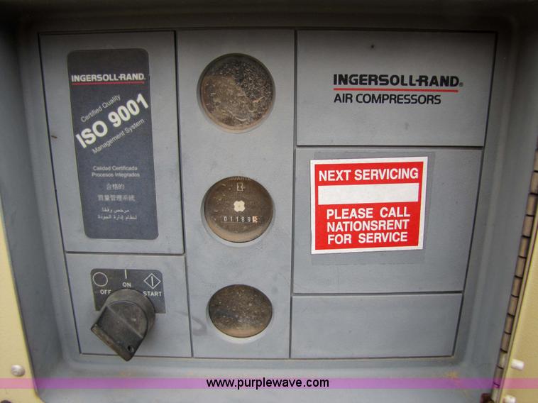 image for item 9007 2000 Ingersoll Rand P100WJD portable air compressor