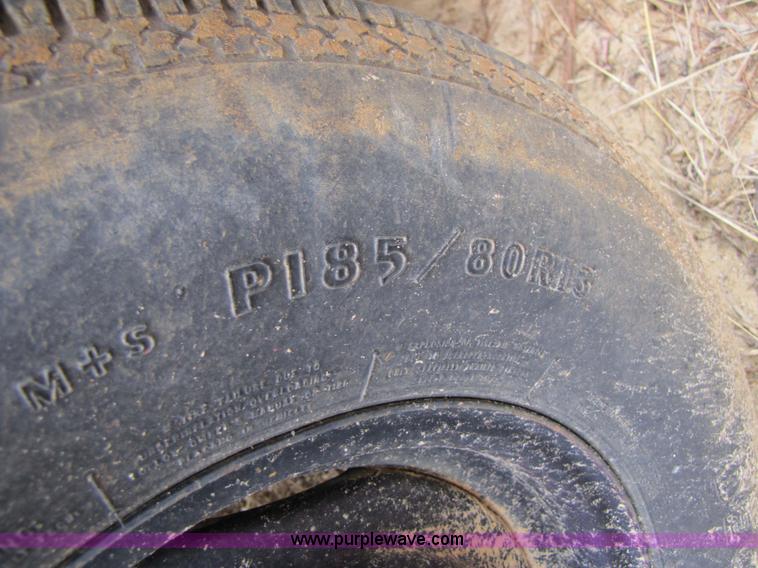 image for item 9007 2000 Ingersoll Rand P100WJD portable air compressor