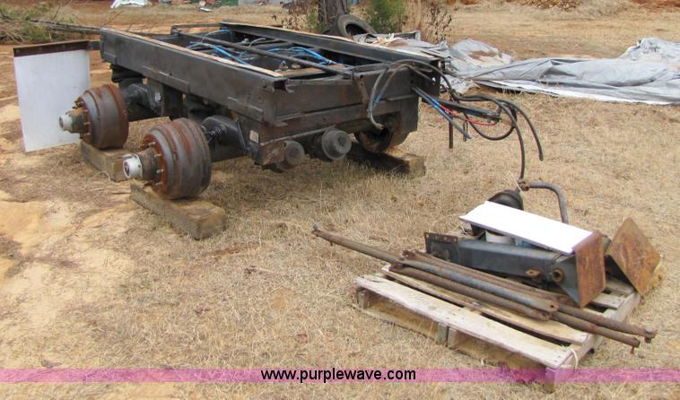 image for item 9008 Hendrickson air ride trailer suspension