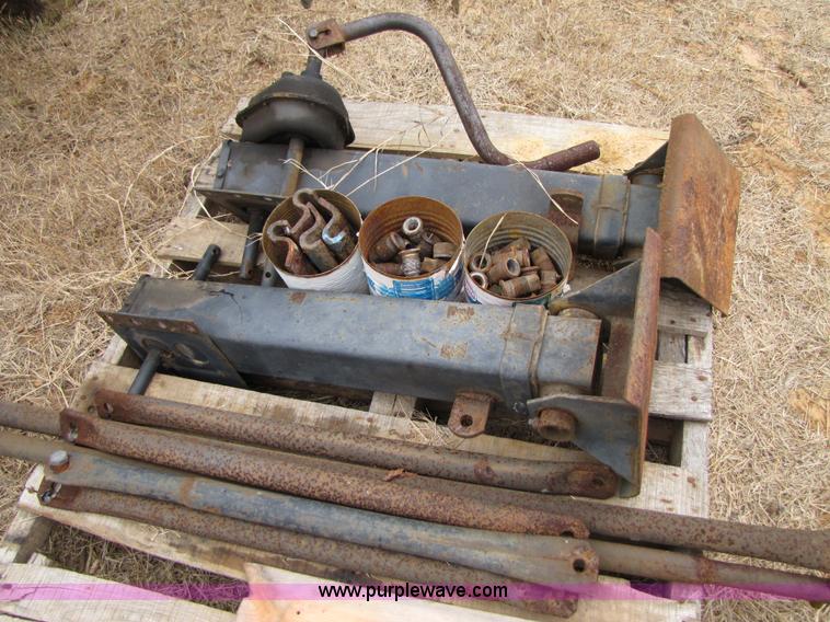 image for item 9008 Hendrickson air ride trailer suspension