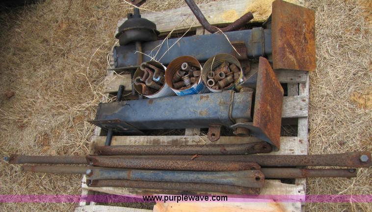 image for item 9008 Hendrickson air ride trailer suspension