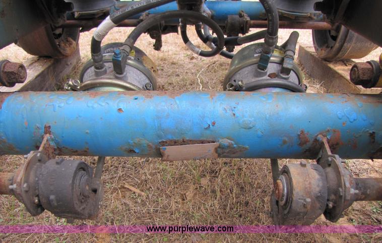 image for item 9008 Hendrickson air ride trailer suspension