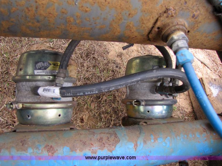 image for item 9008 Hendrickson air ride trailer suspension