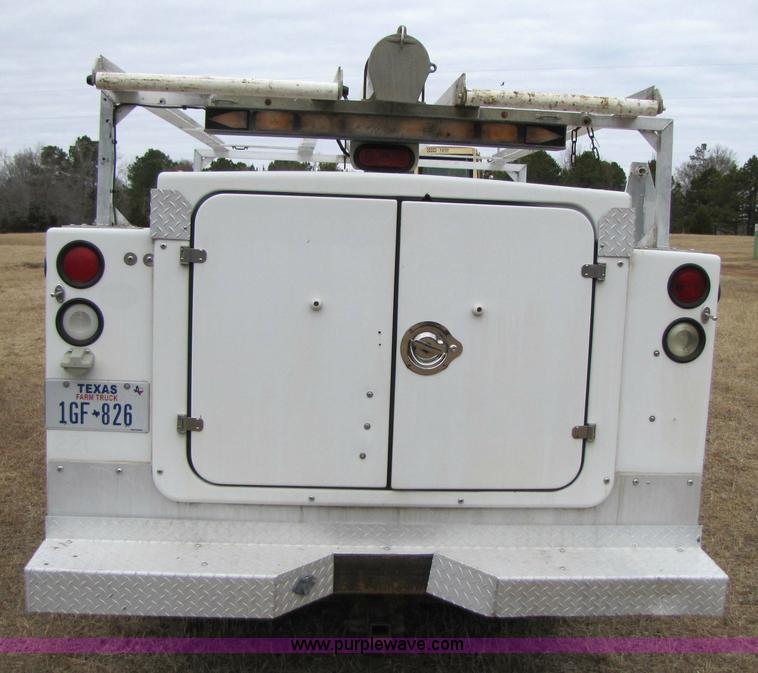 image for item 9009 1997 Ford F-250 Heavy Duty XL pickup truck