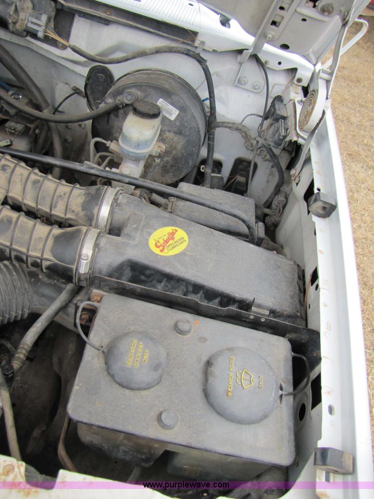 image for item 9009 1997 Ford F-250 Heavy Duty XL pickup truck