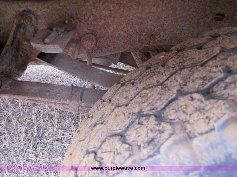 image for item 9009 1997 Ford F-250 Heavy Duty XL pickup truck