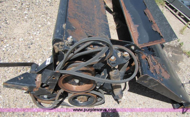 image for item 1001 1998 Mac Don 920 16' auger head