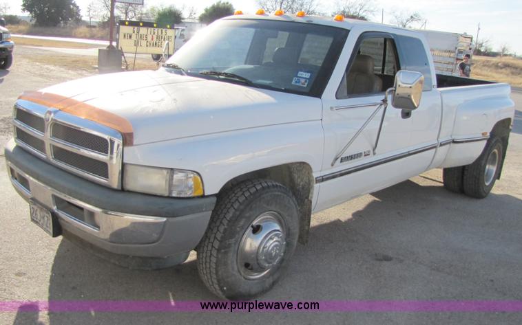 image for item 1023 1997 Dodge Ram 3500 extended cab pickup truck