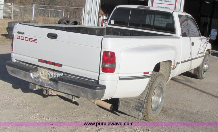 image for item 1023 1997 Dodge Ram 3500 extended cab pickup truck