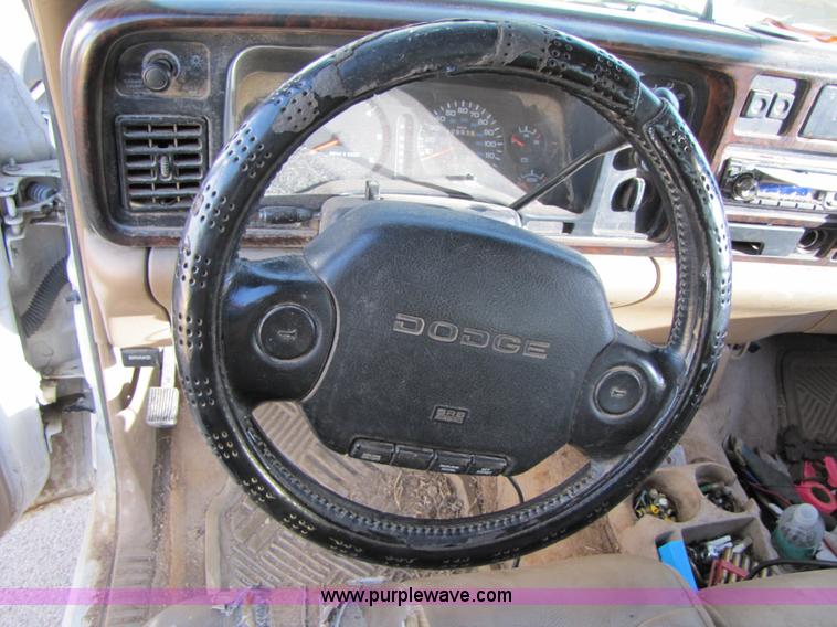 image for item 1023 1997 Dodge Ram 3500 extended cab pickup truck