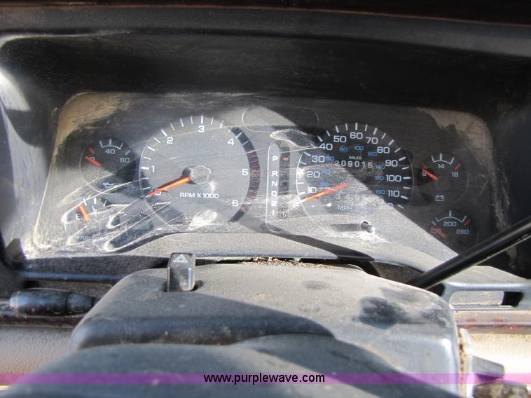 image for item 1023 1997 Dodge Ram 3500 extended cab pickup truck