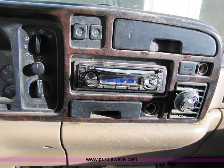 image for item 1023 1997 Dodge Ram 3500 extended cab pickup truck