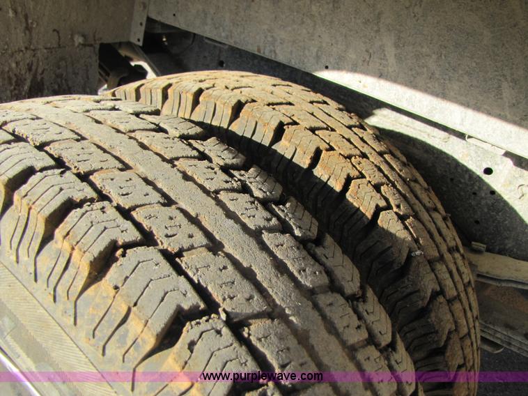 image for item 1023 1997 Dodge Ram 3500 extended cab pickup truck