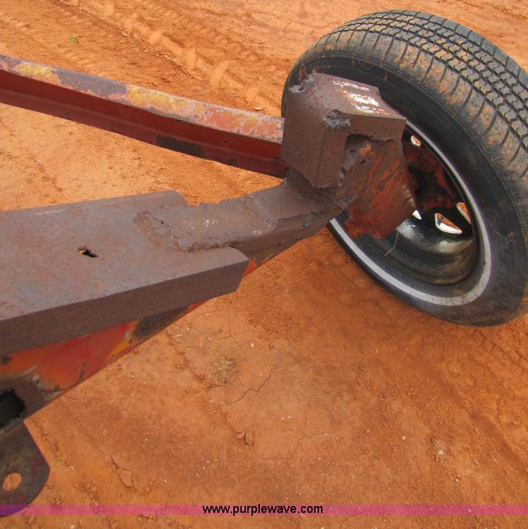 image for item 3484 Combine header trailer