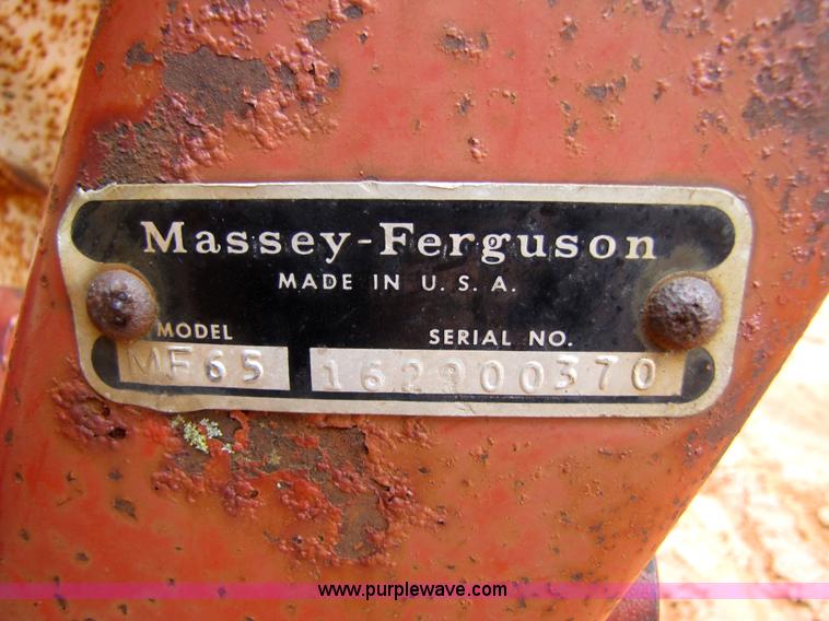 image for item 3484 Combine header trailer