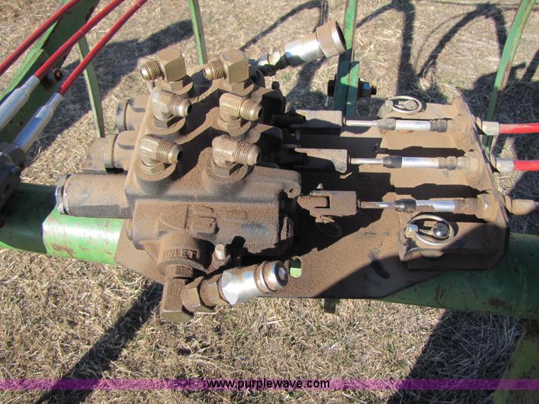 image for item 3569 Four tine grapple with joystick control