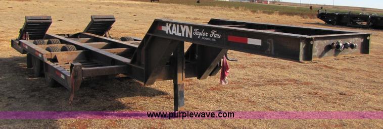 image for item 3572 1983 Kalyn combine trailer