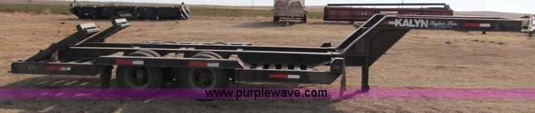 image for item 3572 1983 Kalyn combine trailer
