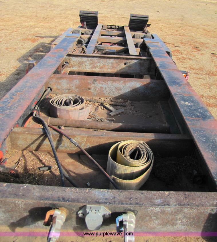 image for item 3572 1983 Kalyn combine trailer