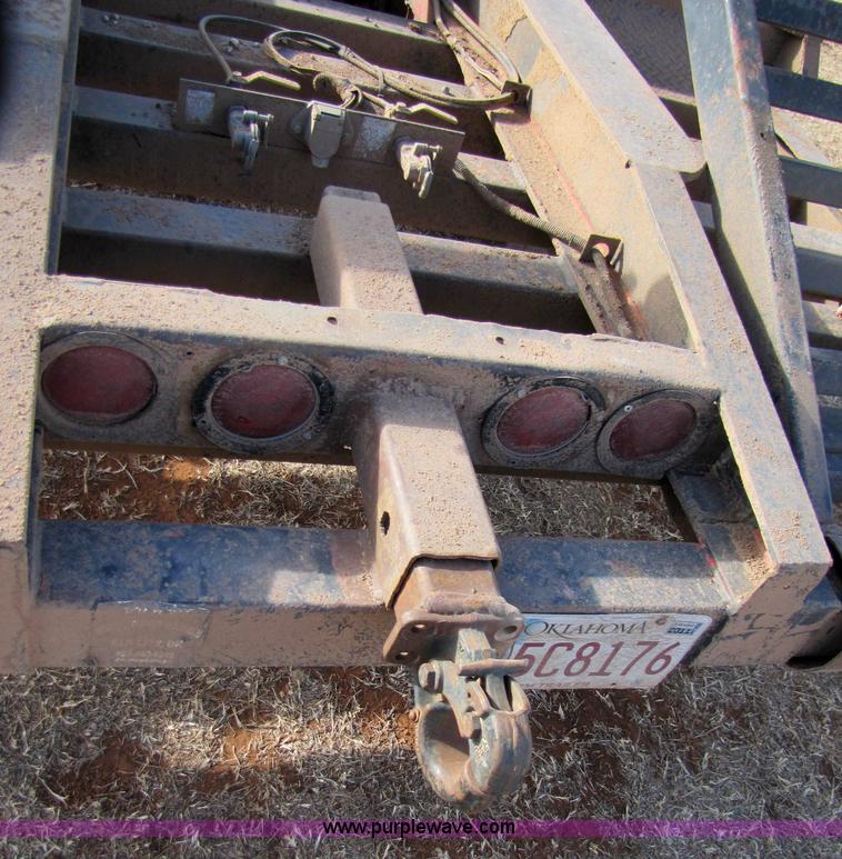 image for item 3572 1983 Kalyn combine trailer