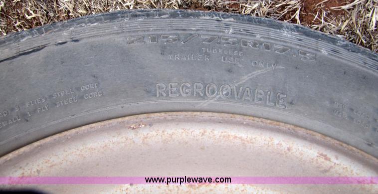 image for item 3572 1983 Kalyn combine trailer