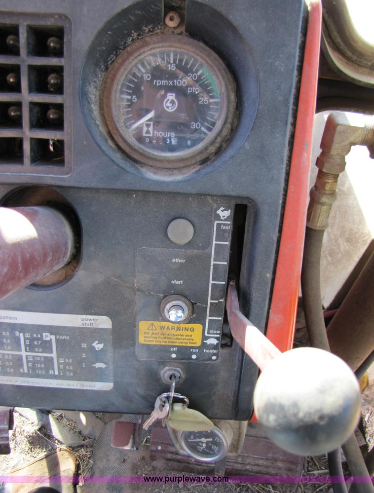 image for item 3649 Allis-Chalmers AC7000 tractor with loader