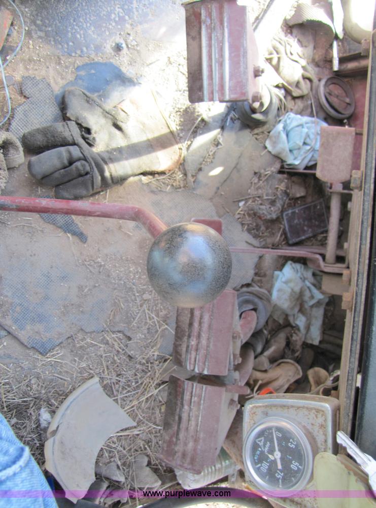 image for item 3649 Allis-Chalmers AC7000 tractor with loader