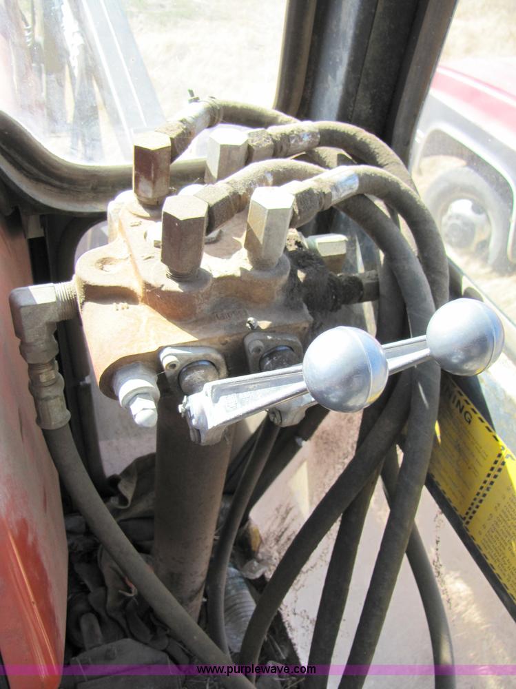 image for item 3649 Allis-Chalmers AC7000 tractor with loader