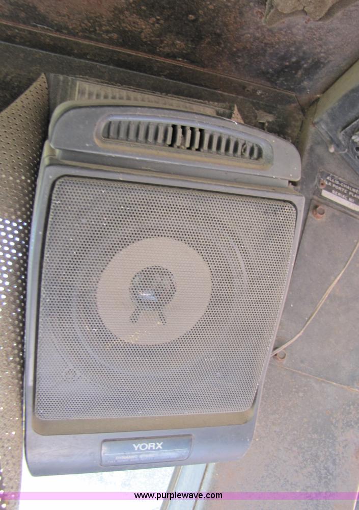 image for item 3649 Allis-Chalmers AC7000 tractor with loader