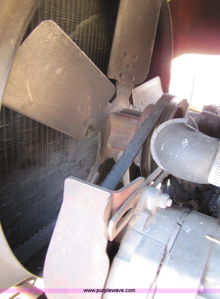 image for item 3649 Allis-Chalmers AC7000 tractor with loader