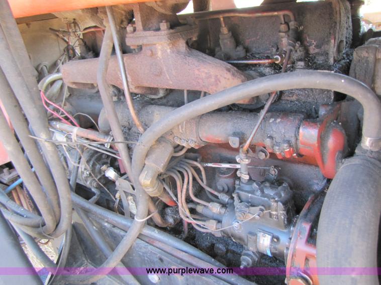 image for item 3649 Allis-Chalmers AC7000 tractor with loader