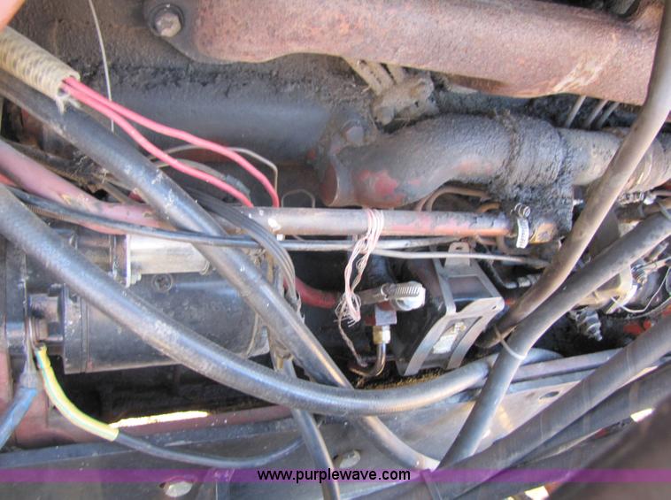 image for item 3649 Allis-Chalmers AC7000 tractor with loader