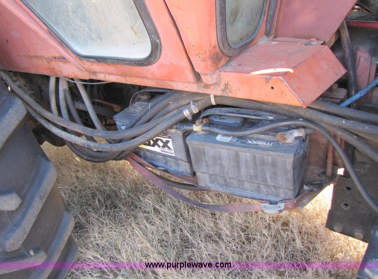 image for item 3649 Allis-Chalmers AC7000 tractor with loader