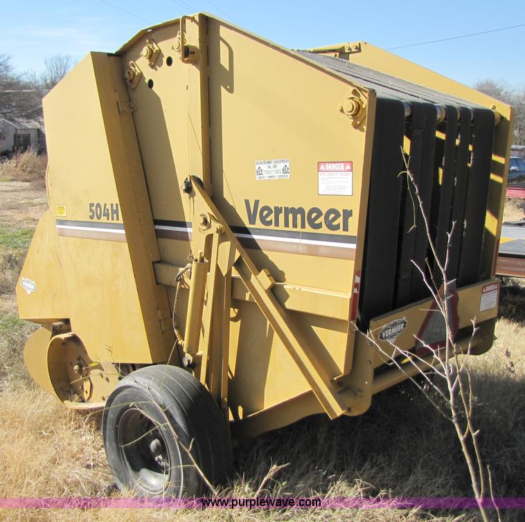 image for item 3654 Vermeer 504H round baler