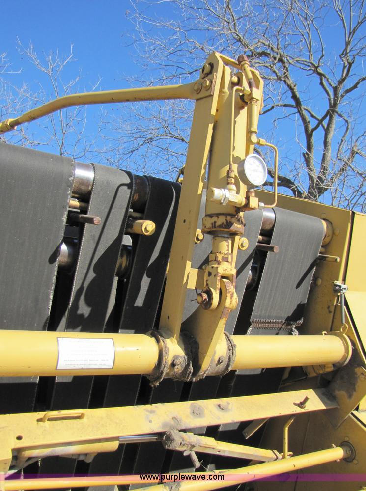 image for item 3654 Vermeer 504H round baler