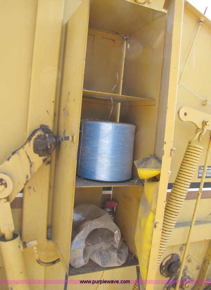 image for item 3654 Vermeer 504H round baler