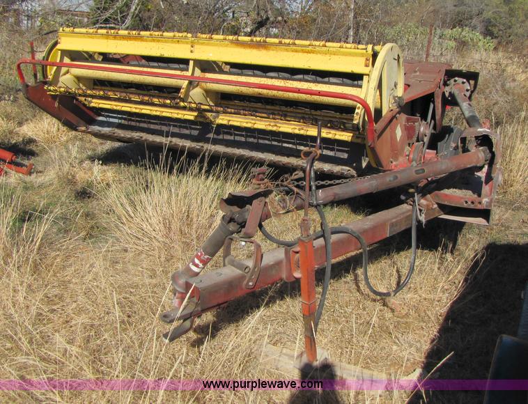 image for item 3657 New Holland 9' mower conditioner