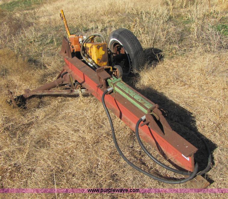 image for item 3658 Homemade log splitter