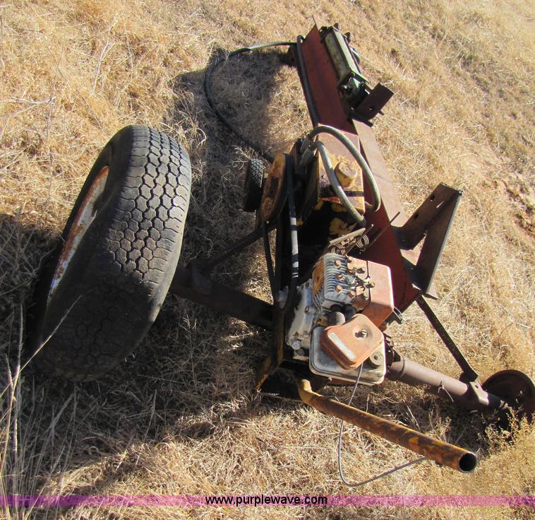 image for item 3658 Homemade log splitter
