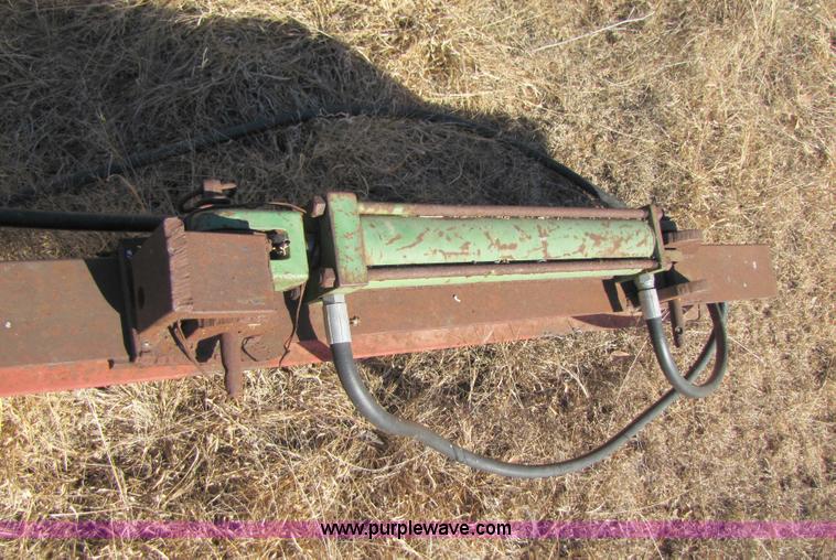 image for item 3658 Homemade log splitter