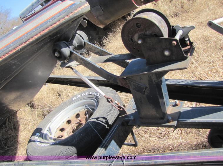 image for item 3659 1978 Glastron 18' fishing boat with trailer