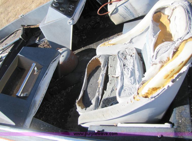 image for item 3659 1978 Glastron 18' fishing boat with trailer