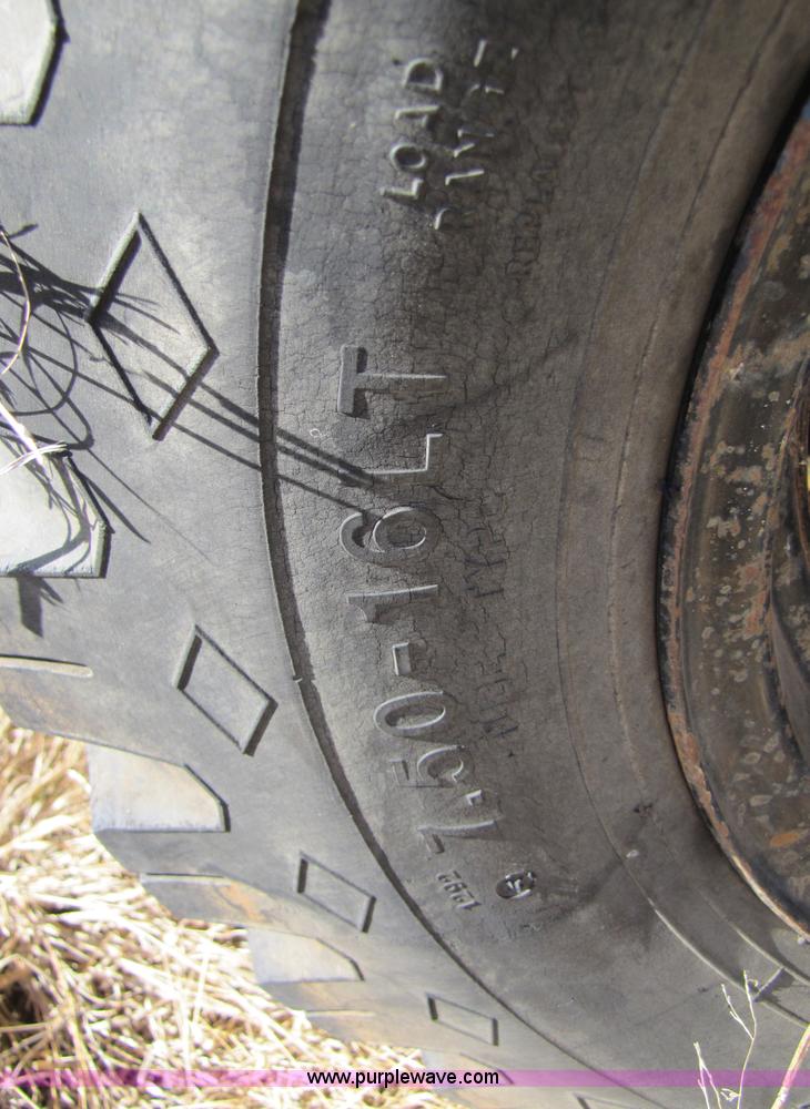 image for item 3660 Truck bed trailer