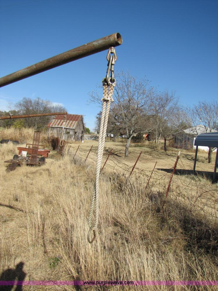 image for item 3668 Four-bar horse walker