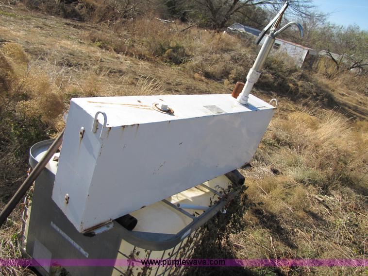 image for item 3669 Delta 36 gallon fuel tank